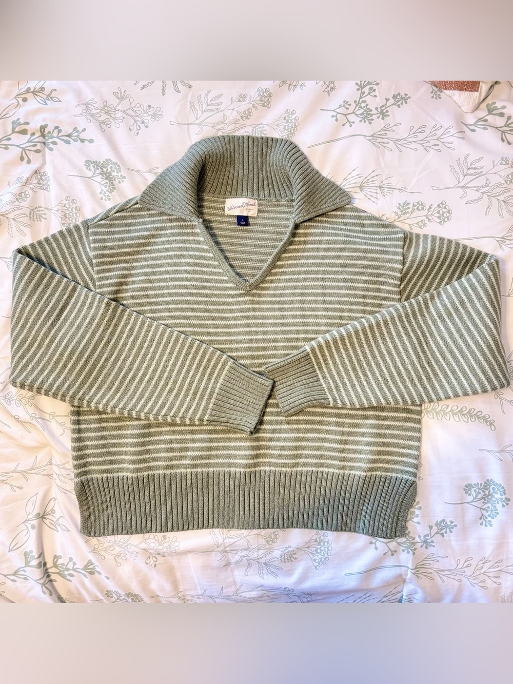 Women’s Long Sleeve Collared Neck Pullover Sweater-Green Striped, NWOT